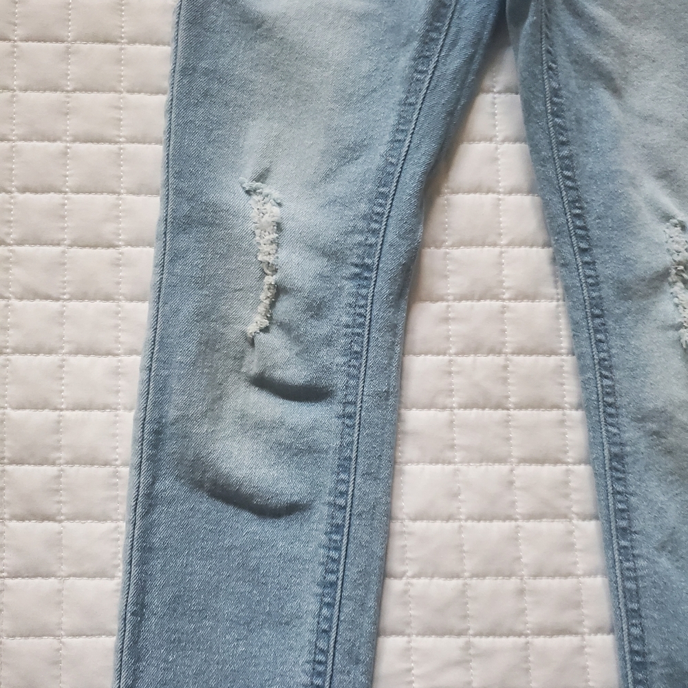 Jeans - Picture 2 of 6